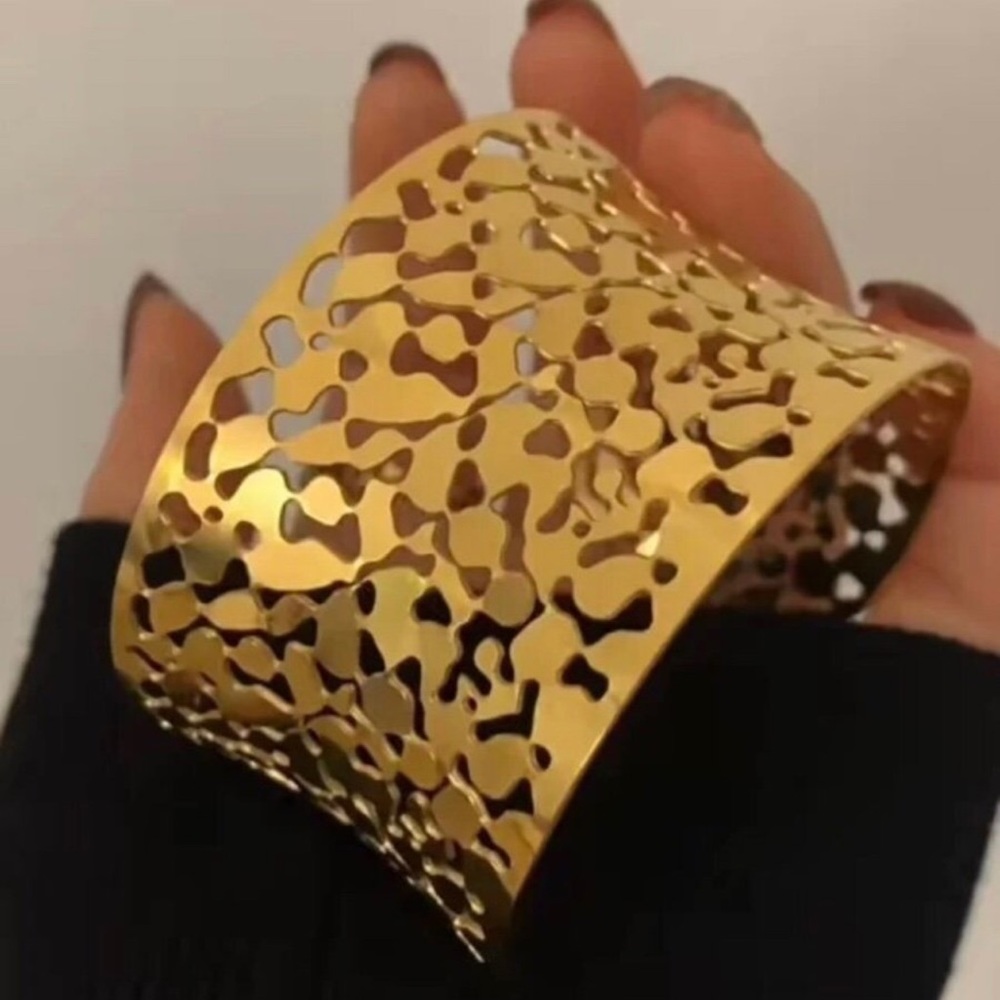 Simple adjustable gold plated cuff bracelet